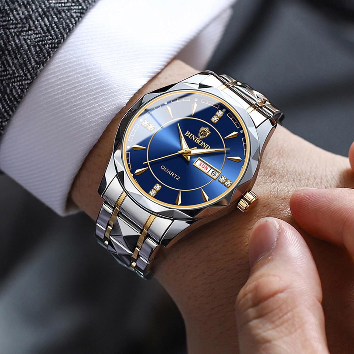 Valentines Couple Pair Watches Men and Women Luminous Calendar Waterproof Gold Silver Stainless Steel Quartz Watch Blue Face His and Hers Watches Set Lovers Set of 2